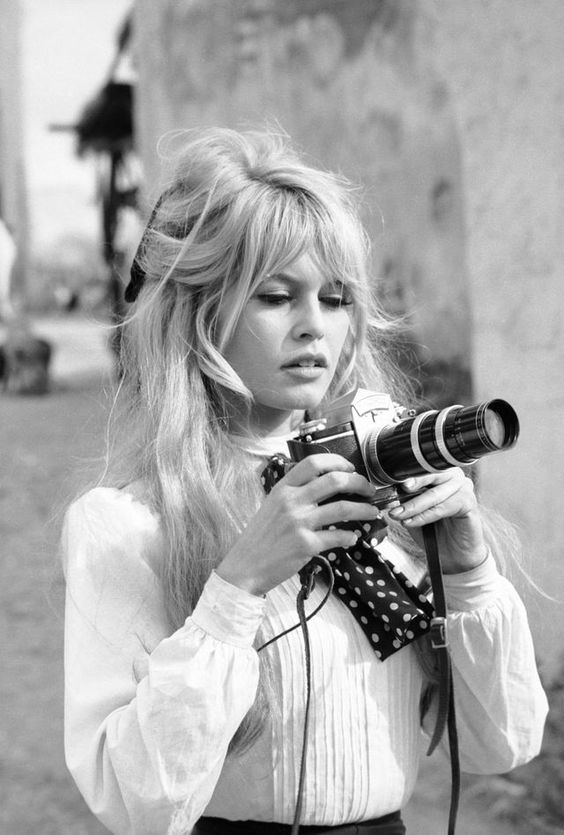 Frange rideau Brigitte Bardot
