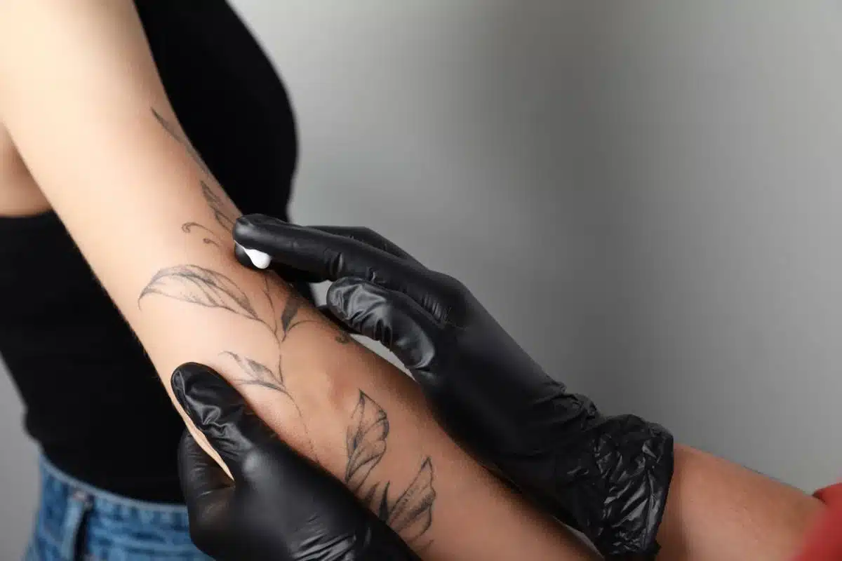 tatouages fraichement fait